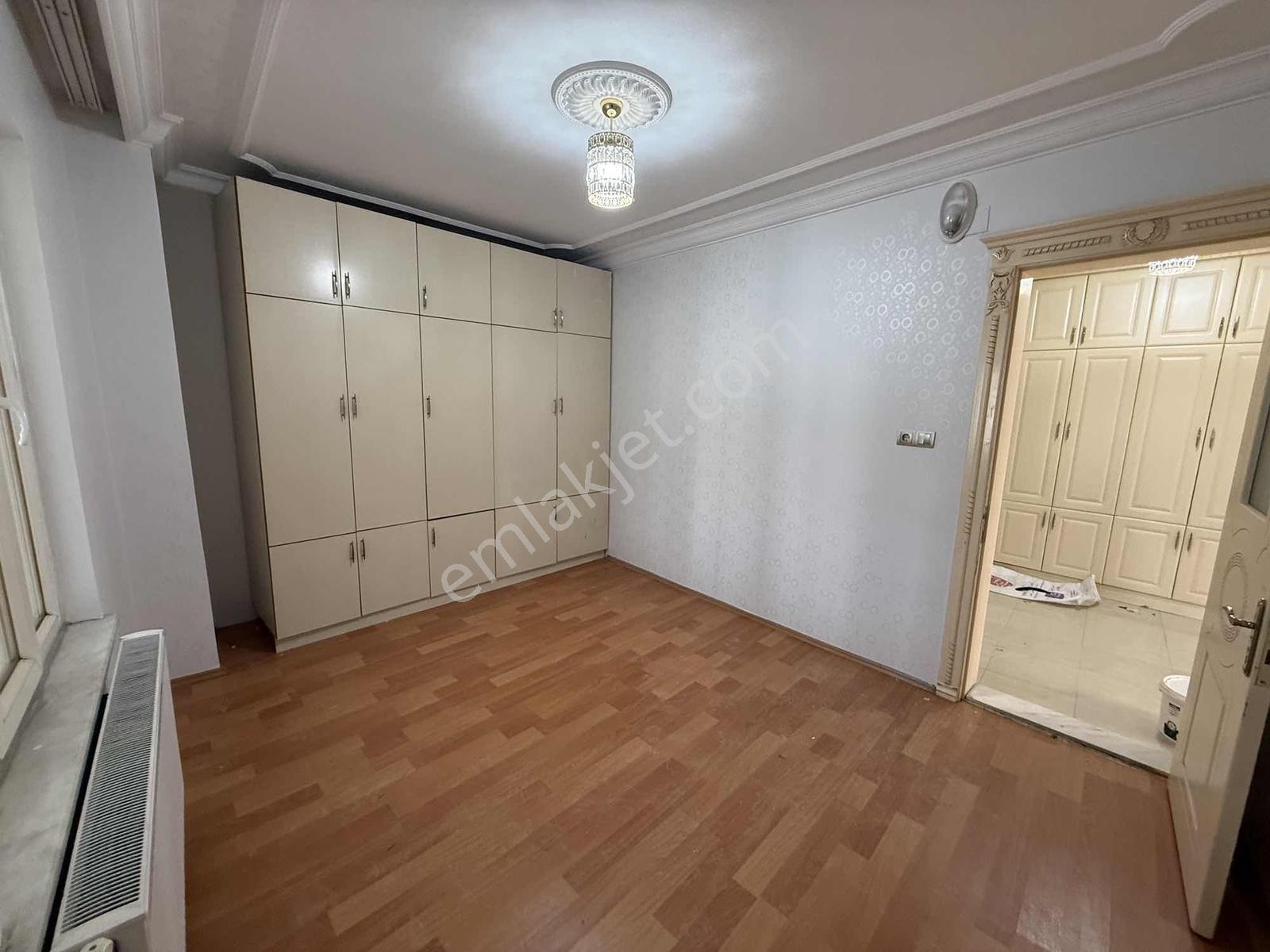 60. Yıl'da Cadde Üzeri 145 M2 Satılık İmar Barışlı 3+1 Daire - Görsel 2