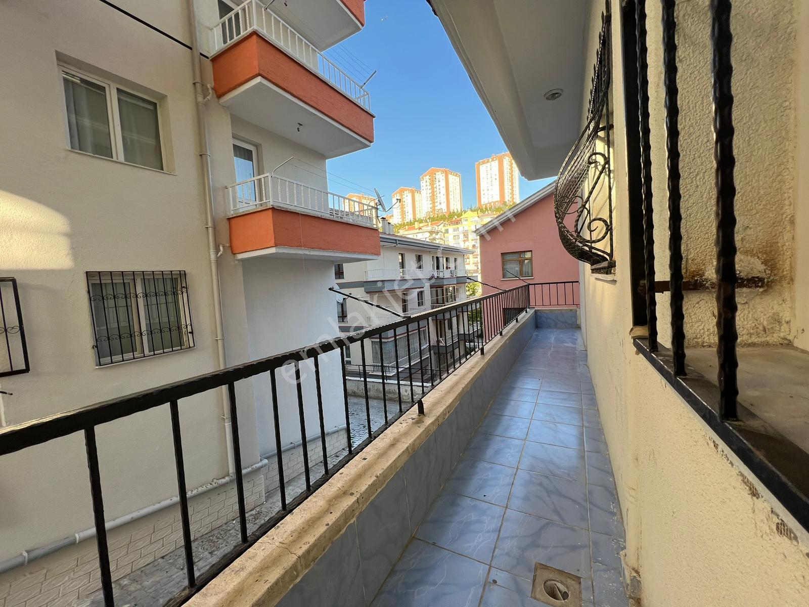 Şafak'tan İncirli'de Cadde Üzeri 3+1 Bağımsız Orta Kat Konumlu - Görsel 6