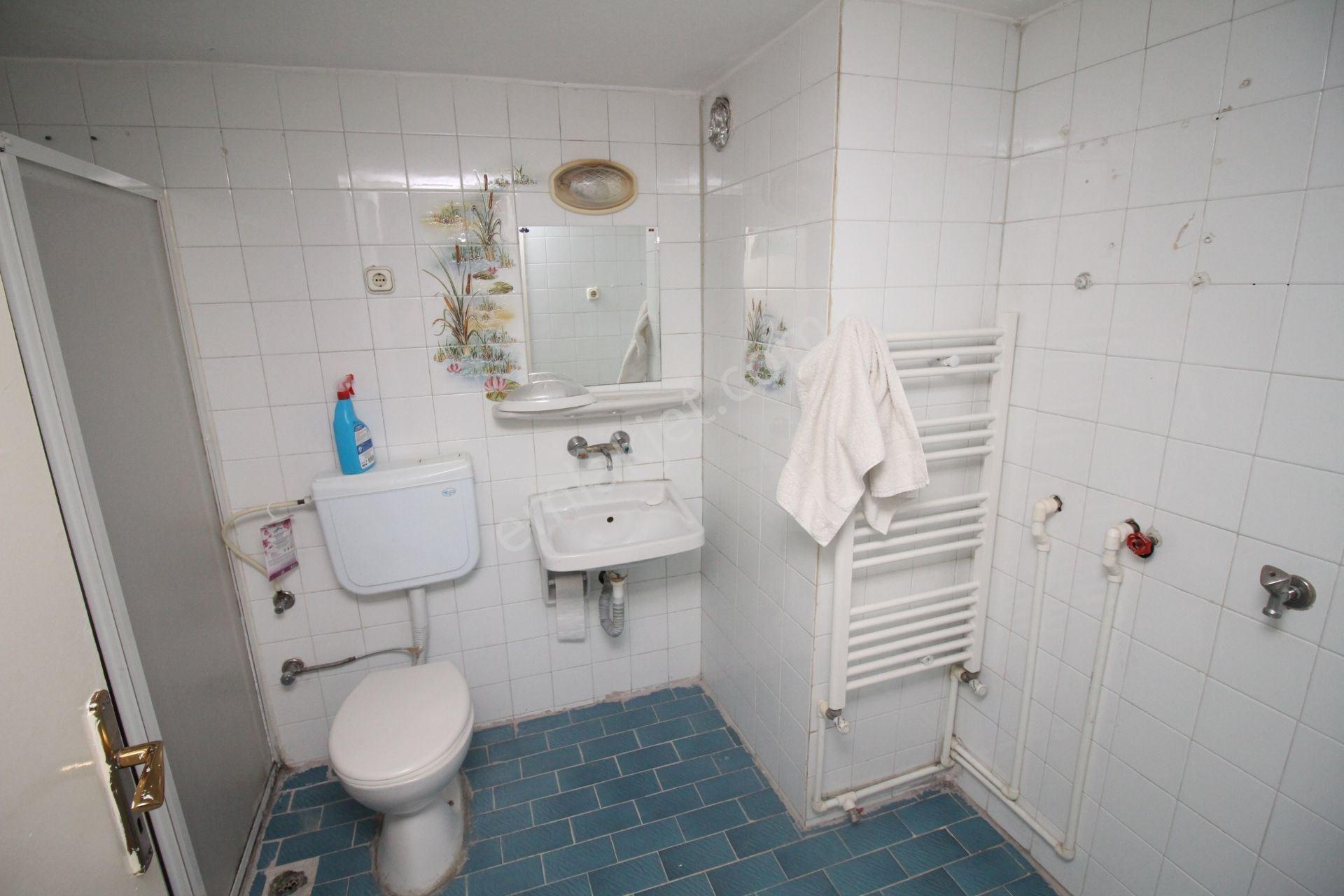 Göztepe Metro Yakını Esenyalıda 3+1 Kiralık Daire - Görsel 15