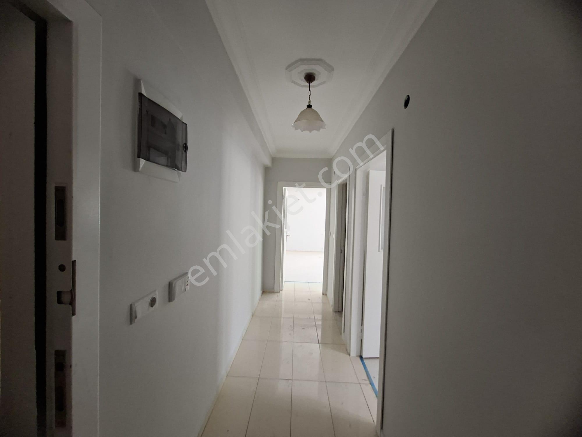 Cumhuriyet Mah. Kapalı Pazar Arkası Kiralık 2+1 Daire - Görsel 4