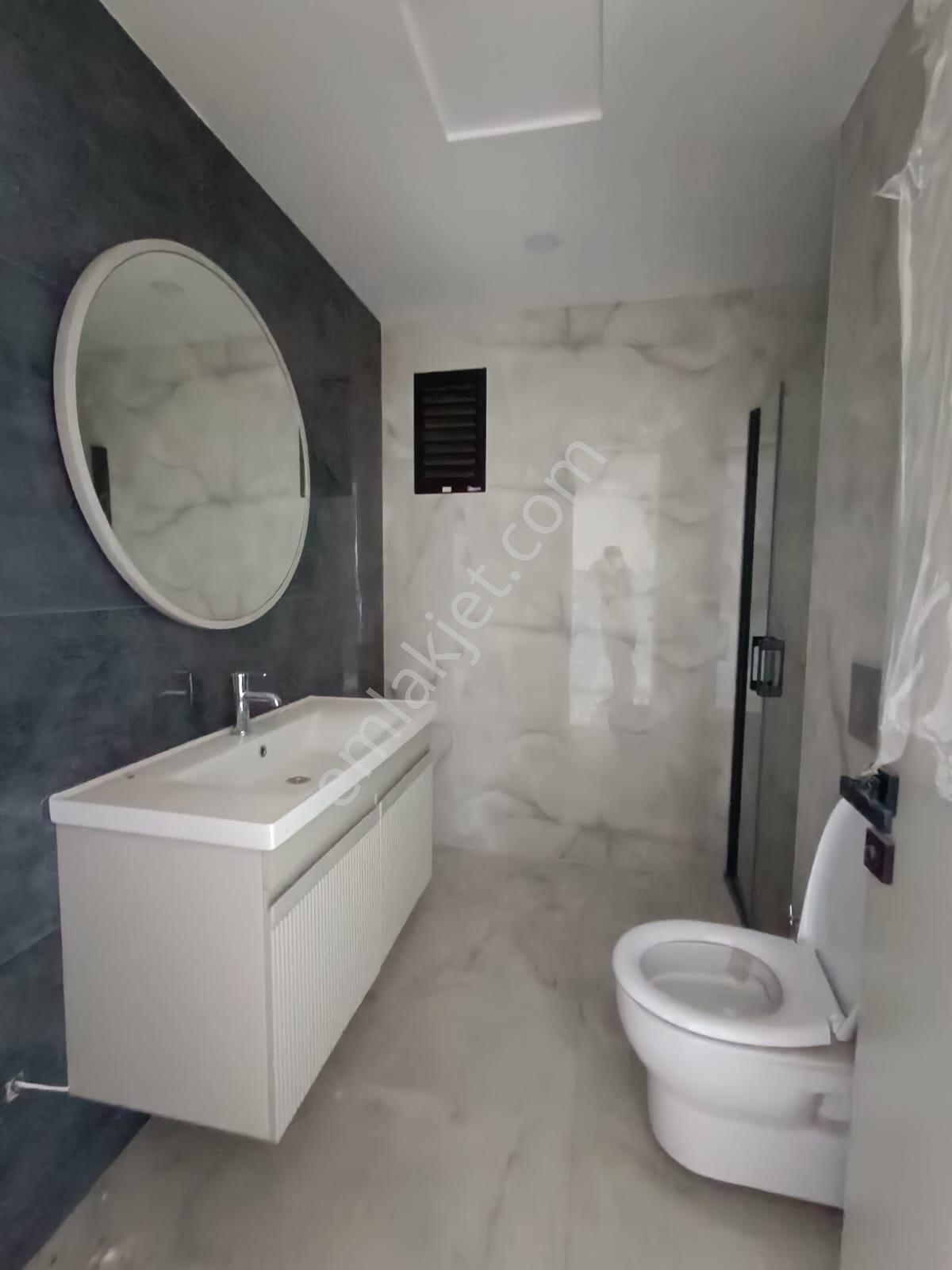 Kabasakal Mah. Sosyal Donatılı+güvenlikli 3+1 K.mutfak+kombili+çift Banyo+giyinme Odalı Kiralık - Görsel 16