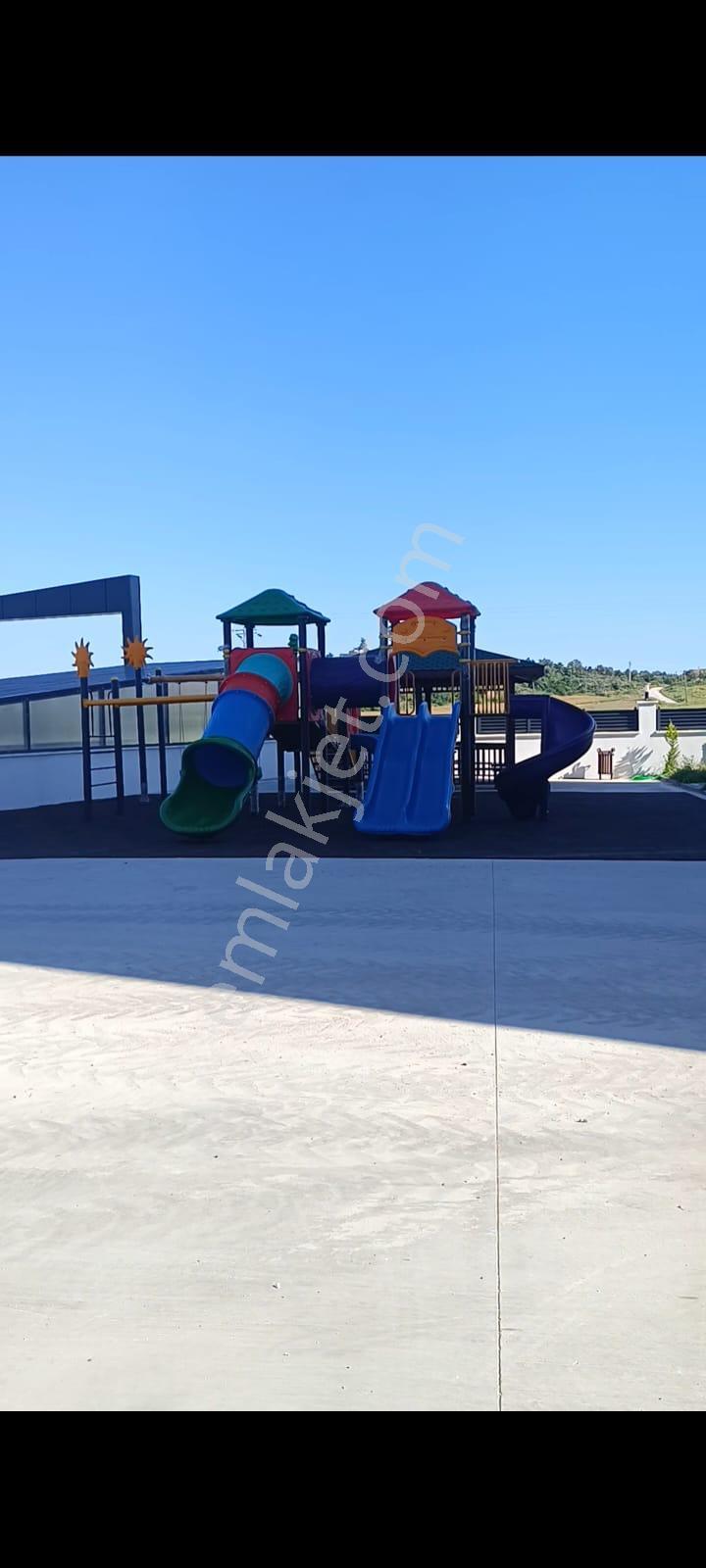 Kabasakal Mah. Sosyal Donatılı+güvenlikli 3+1 K.mutfak+kombili+çift Banyo+giyinme Odalı Kiralık - Görsel 25