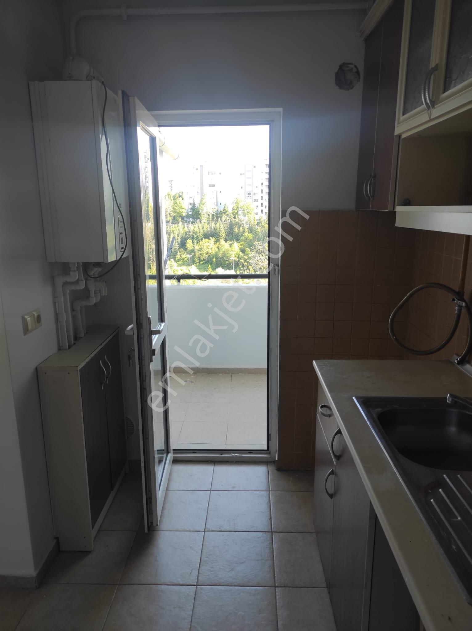 Turyap Kartepe Palastan Kent Konut 1 Sitesinde Kiralık Daire - Görsel 20