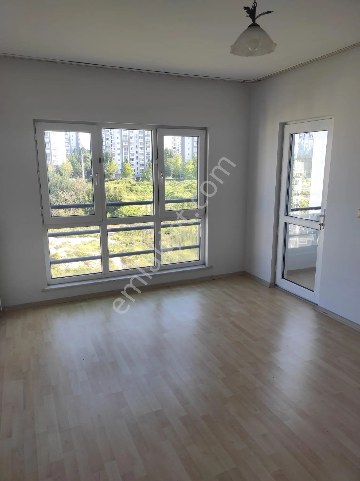 Turyap Kartepe Palastan Kent Konut 1 Sitesinde Kiralık Daire - Görsel 4
