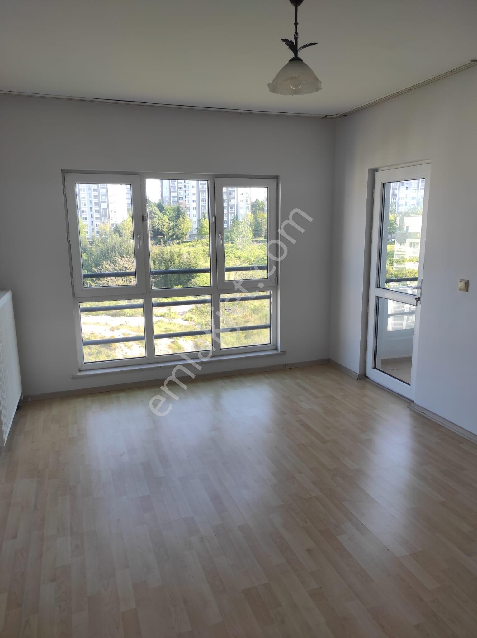 Turyap Kartepe Palastan Kent Konut 1 Sitesinde Kiralık Daire - Görsel 14