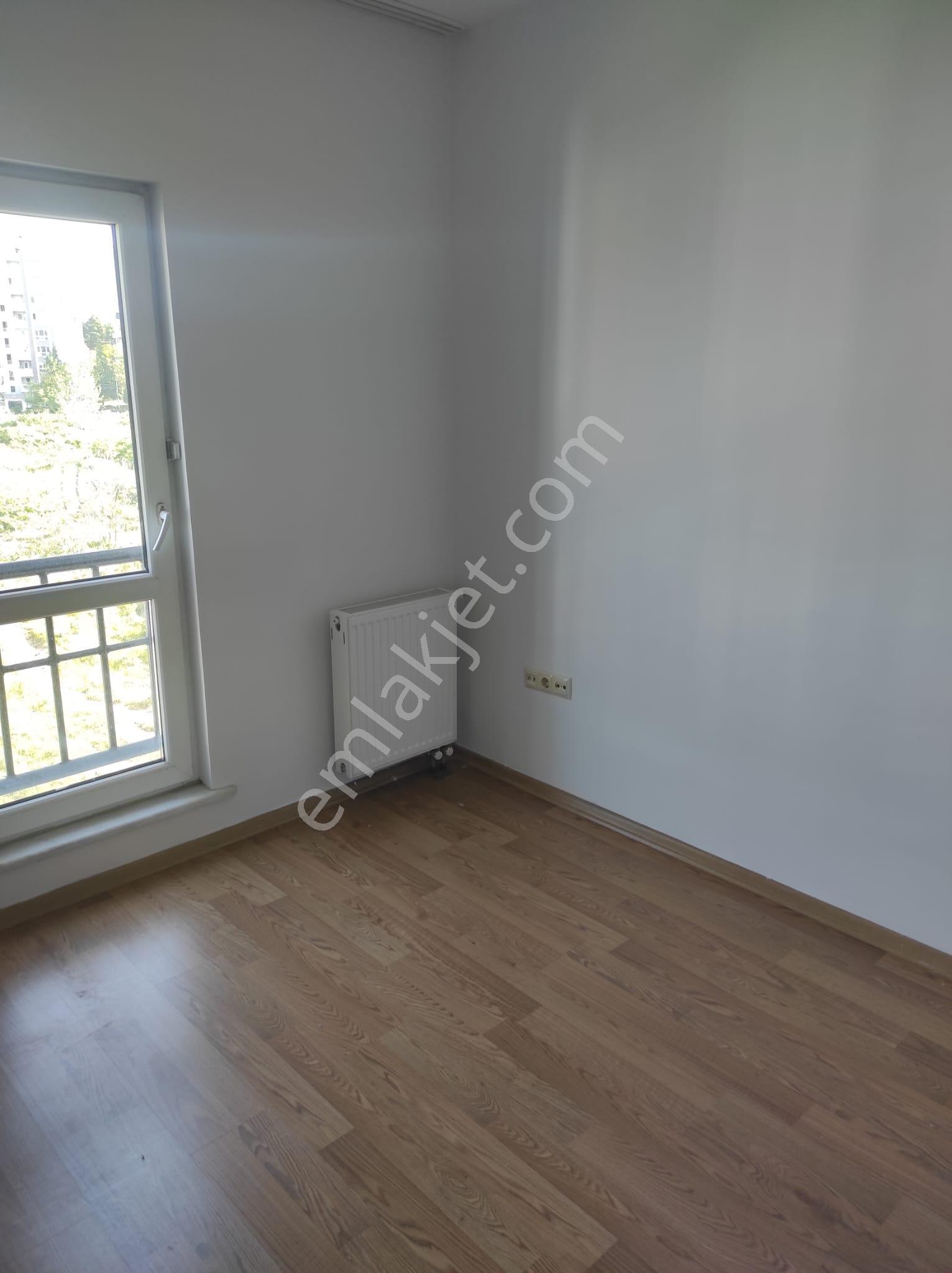 Turyap Kartepe Palastan Kent Konut 1 Sitesinde Kiralık Daire - Görsel 18