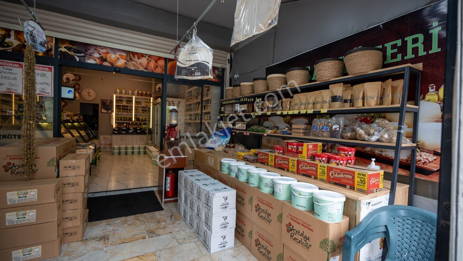 Cb Marina'dan Kemeraltı Mh Mustafa Muğlalı Cd Satılık Dükkan - Görsel 2