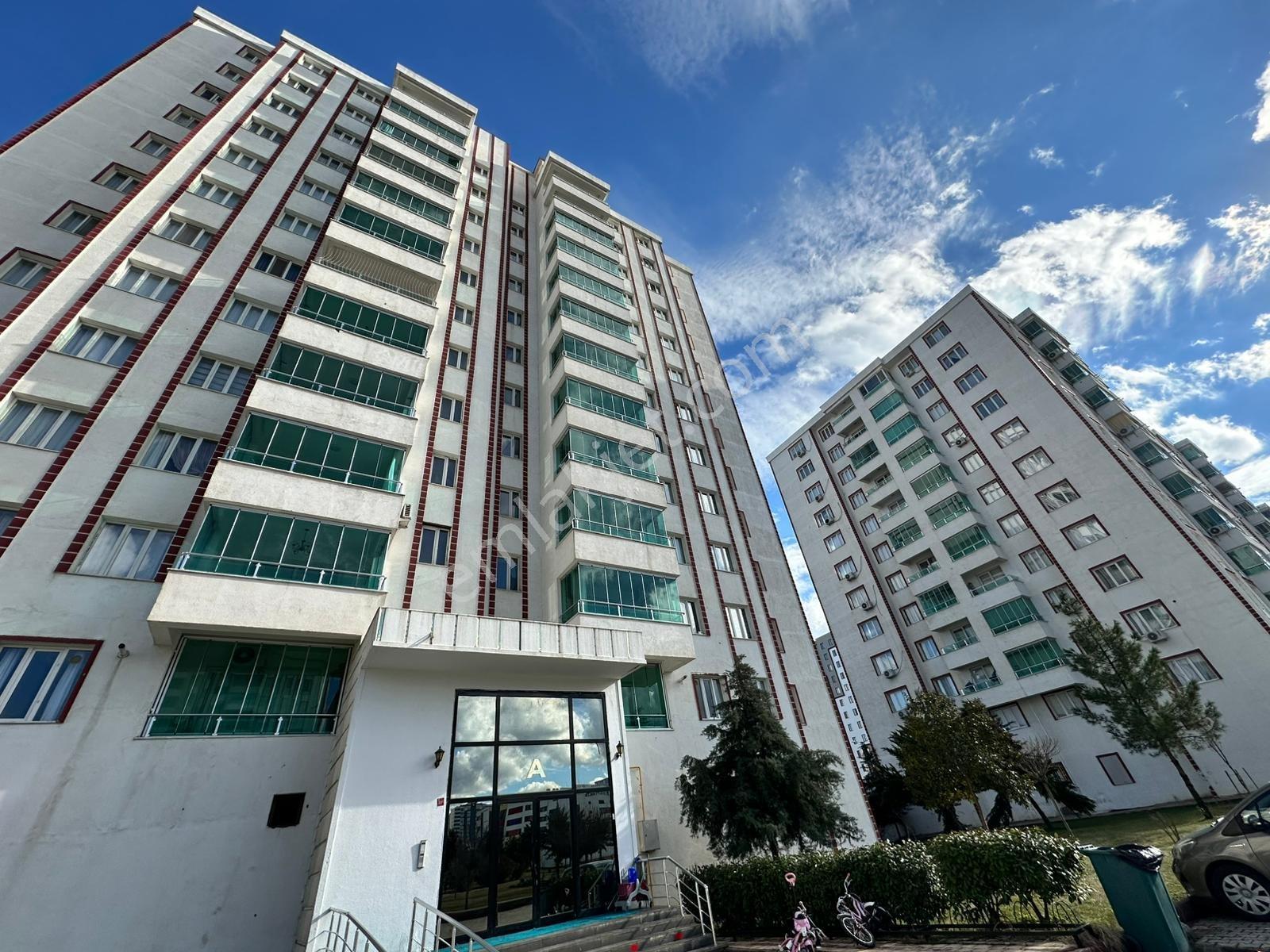  tema Park Karşısı Satılık 4.5+1 Kapalı Havuzlu Ultra Lüx Daire - Görsel 16