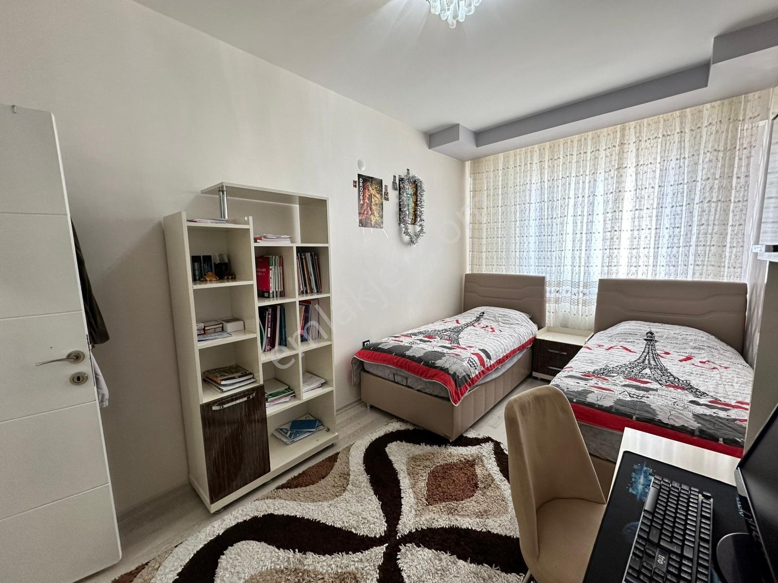  tema Park Karşısı Satılık 4.5+1 Kapalı Havuzlu Ultra Lüx Daire - Görsel 12