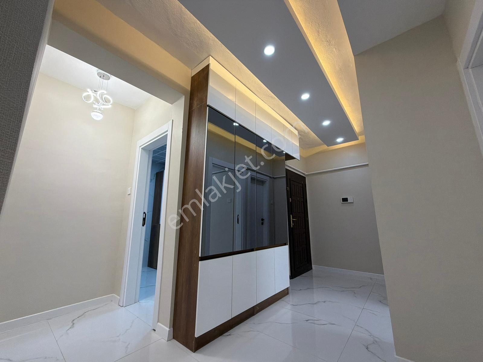 Ertuğrulgazi Mah'de Ara Katta Ful Yapılı Bağımsız Site İçi Daire - Görsel 27