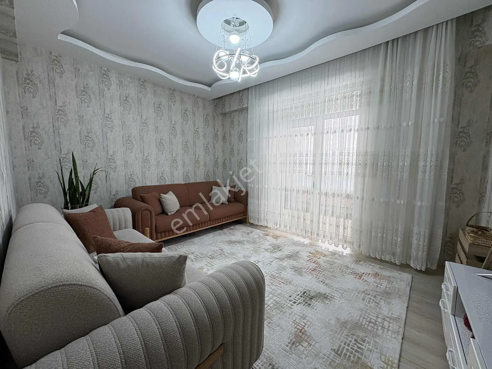 Fırsat! Emirgazi Mah.de Cadde Cepheli Ara Kat 220 M² 4+1 Daire! - Görsel 4