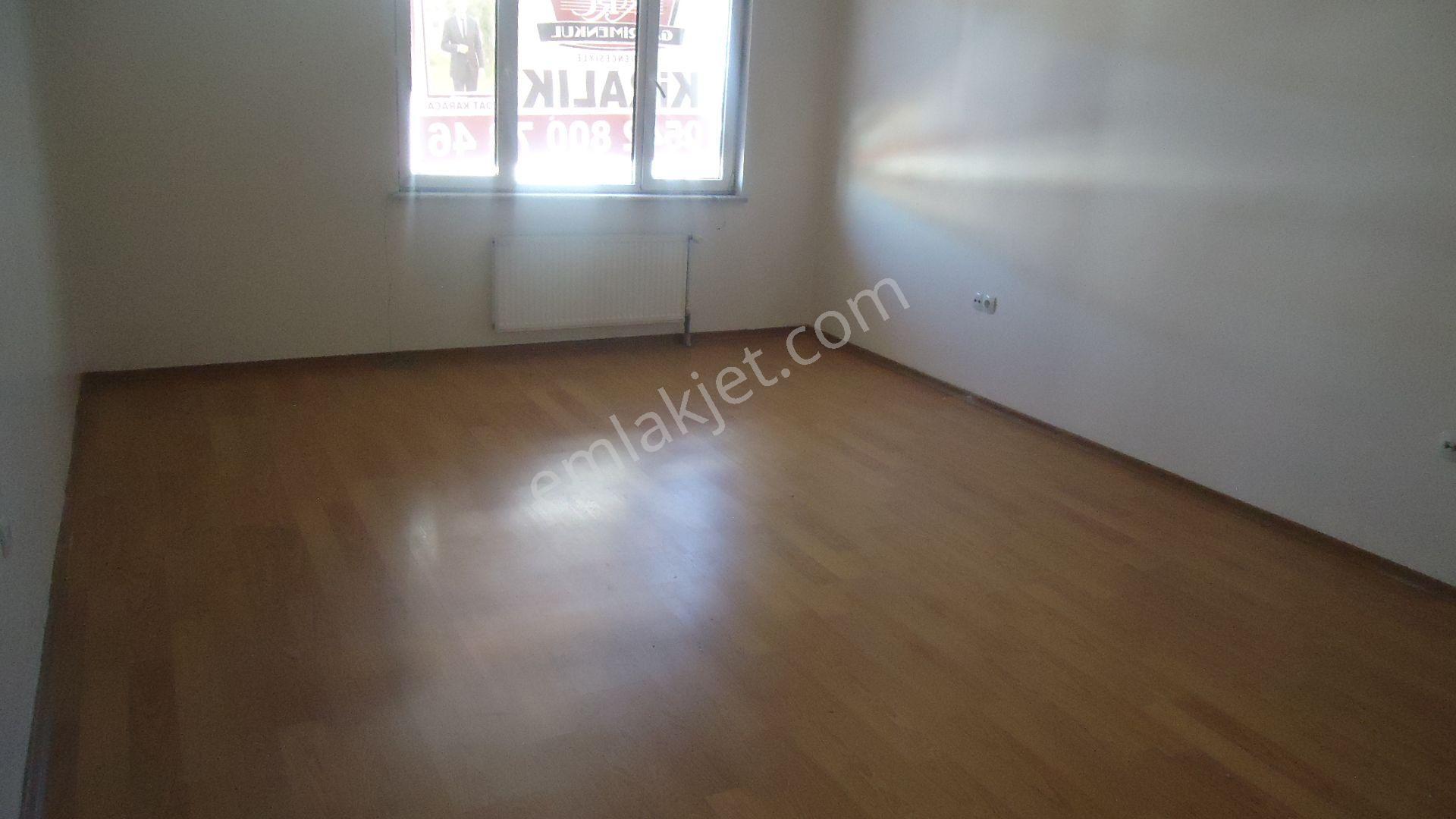 Krc'den Gültepe Mahalesinde Katta Kiralık 3+1 Daire - Görsel 8