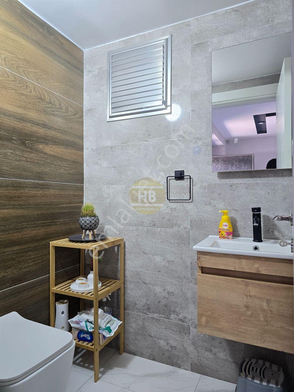 Hb'den 5+1 Satılık Villa, Geniş Cadde Üzeri/köşe Konum/mükemmel Fiyat - Görsel 18