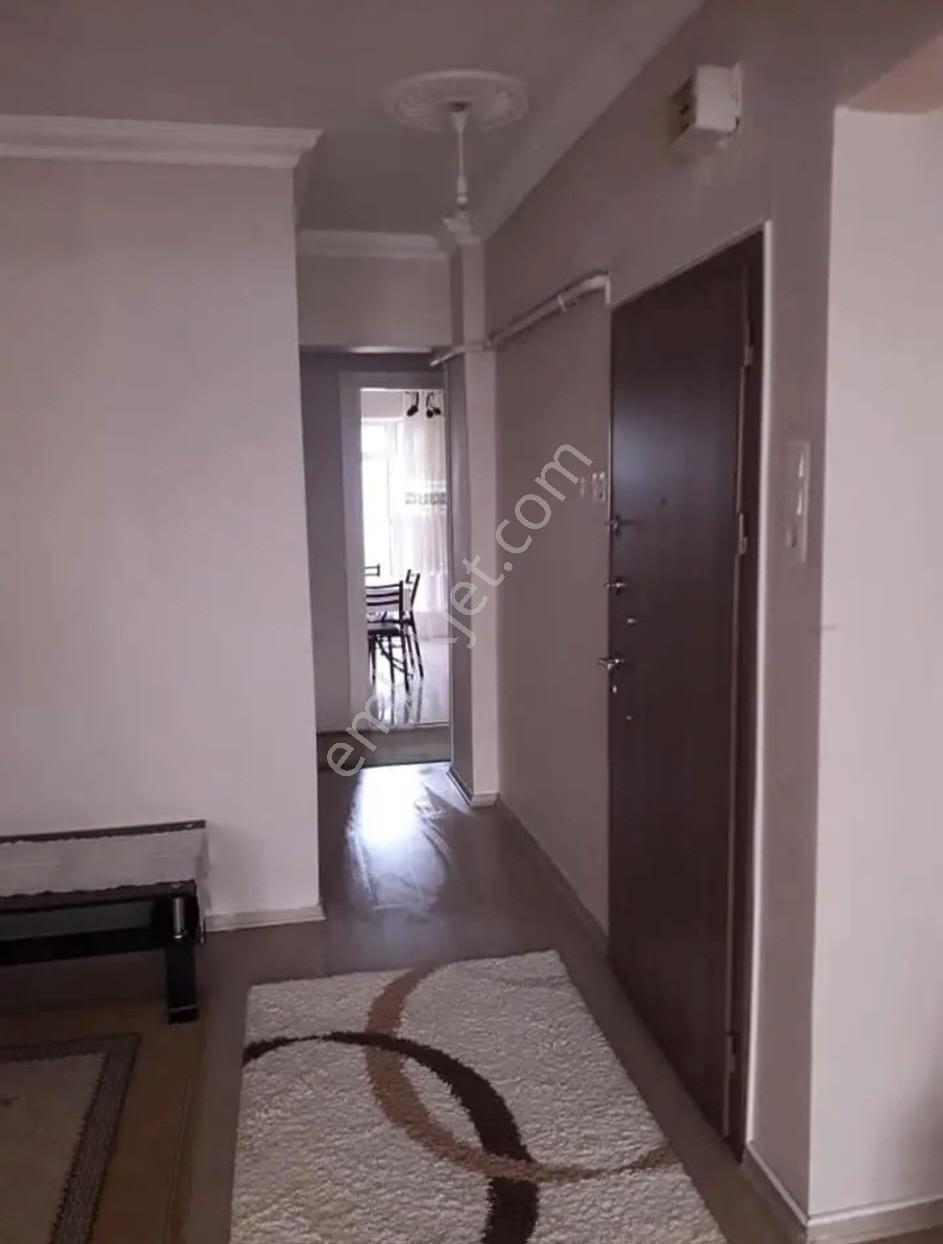 Paşabayır Mahallesi'nde Eşyalı Satılık 1+1 Daire - Görsel 2