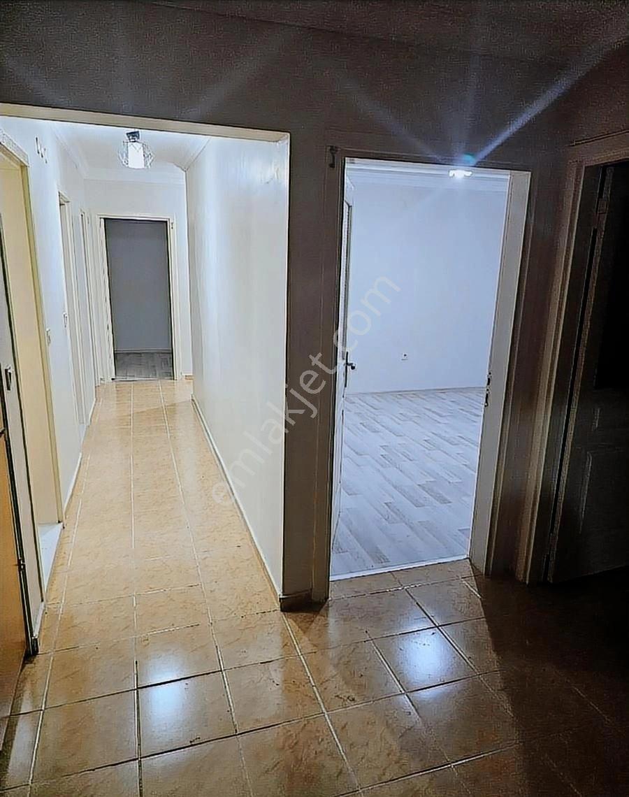 Balıkesir Karasi İlcesi Toki Yeni Mah .de 3+1 Kiralık Daire - Görsel 5