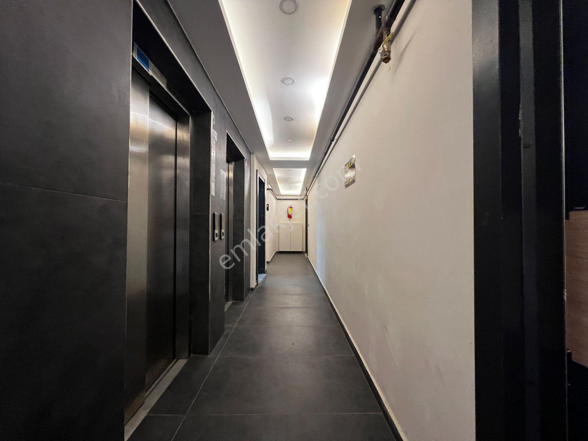 Tek Yetkili Yiğit'ten 1+0 Site İçerisinde Eşyalı 5 Yaşında Daire - Görsel 24