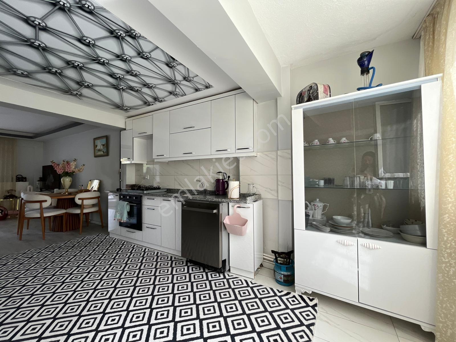 ▄evga▄kıbrısköyü Mahallesi 6+1 Eşyalı & Eşyasız Yapılı Villa - Görsel 5