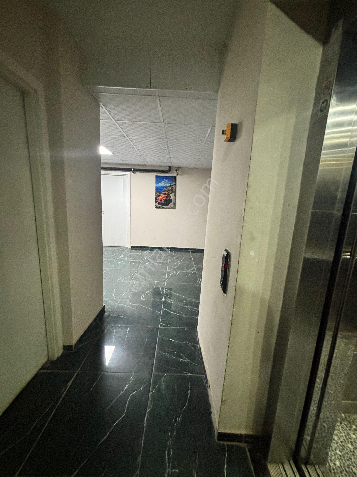 Sarıçam Belediye Arkası 15 Metre Bulvar Üzeri 2+1 Kapalı Mutfak Kombili - Görsel 10