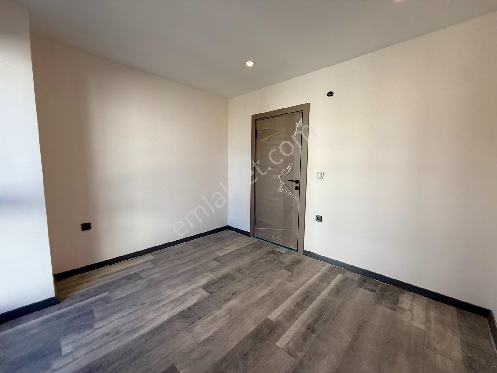 Altınkale'de Kiralık Site İçerisinde 5+1 Asansörlü Sıfır Villa - Görsel 34