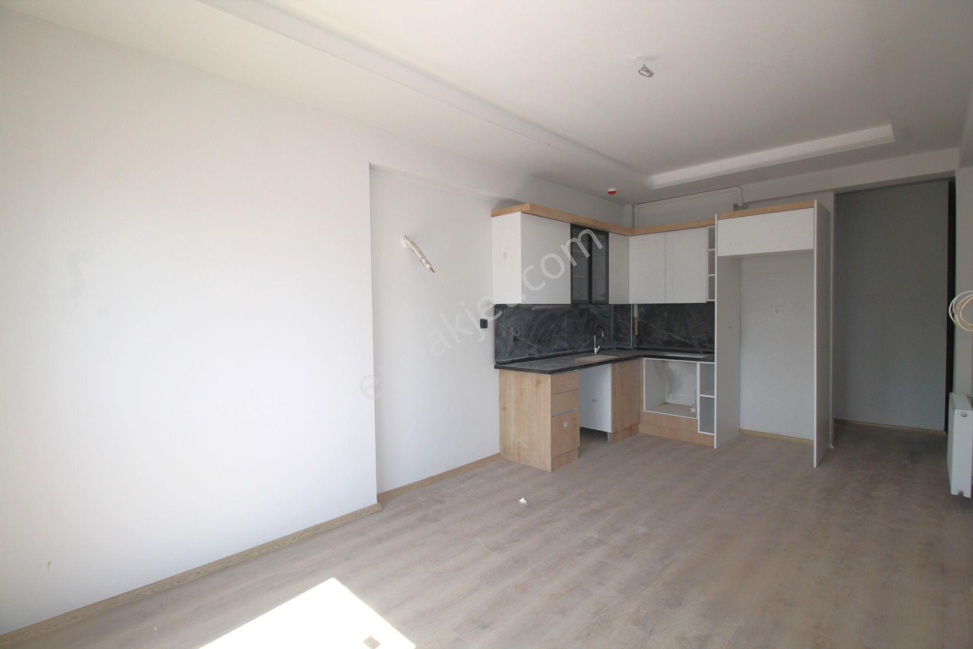 Retro’dan Akdeniz Mah’de Marka Projede Sıfır Kiralık 2+1