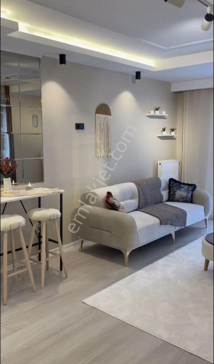 Atakum'da Cağaloğluna 300m Satılık Eşyalı 1+1 Daire