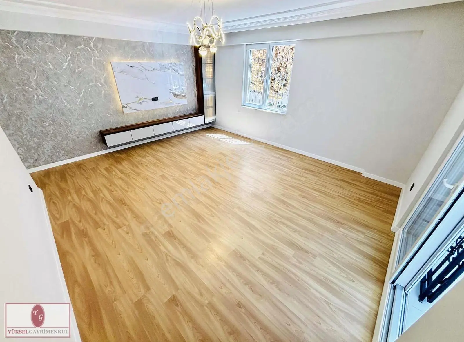 Yükselden Altınkumda Ön Cephe Ayrı Mutfak Genç Bina 2+1 Daire - Görsel 5