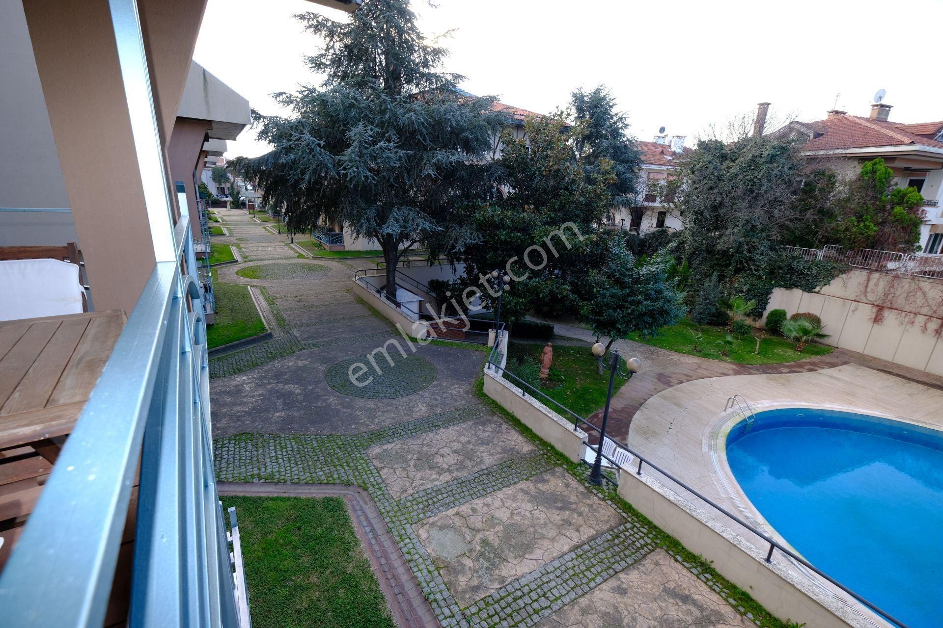 Güvenlikli Sitede Özel Havuz Manzaralı 5+2 Geniş Aile Tripleks - Görsel 30