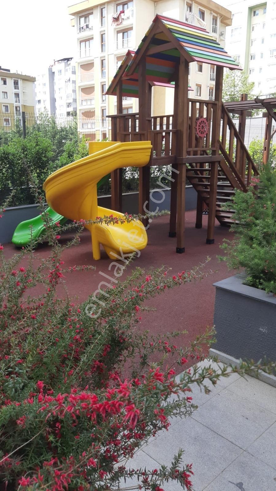 Altayçeşme Evinpark Ebv. Banyolu Kapalı Otoparklı Metro 2dk 3+1 - Görsel 18