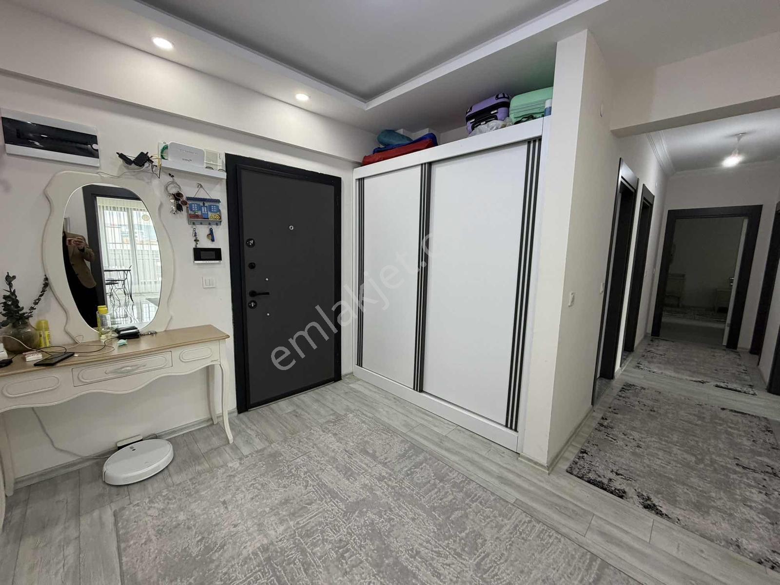 Esenler De Cadde Üzeri Satılık Geniş Ve Ferah 3+1 Daire - Görsel 25