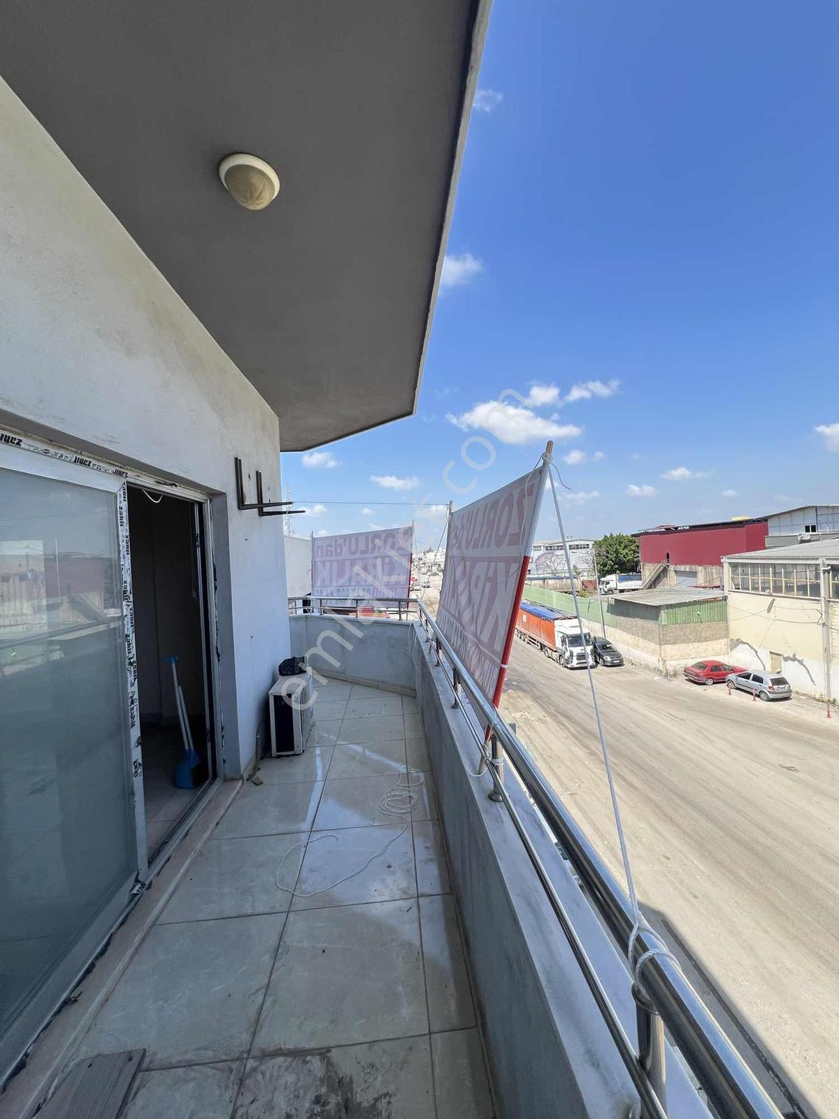 Zorlu'dan Metalsanayi'de 170 M2 İş Merkezi İçerisinde Ofis - Görsel 16