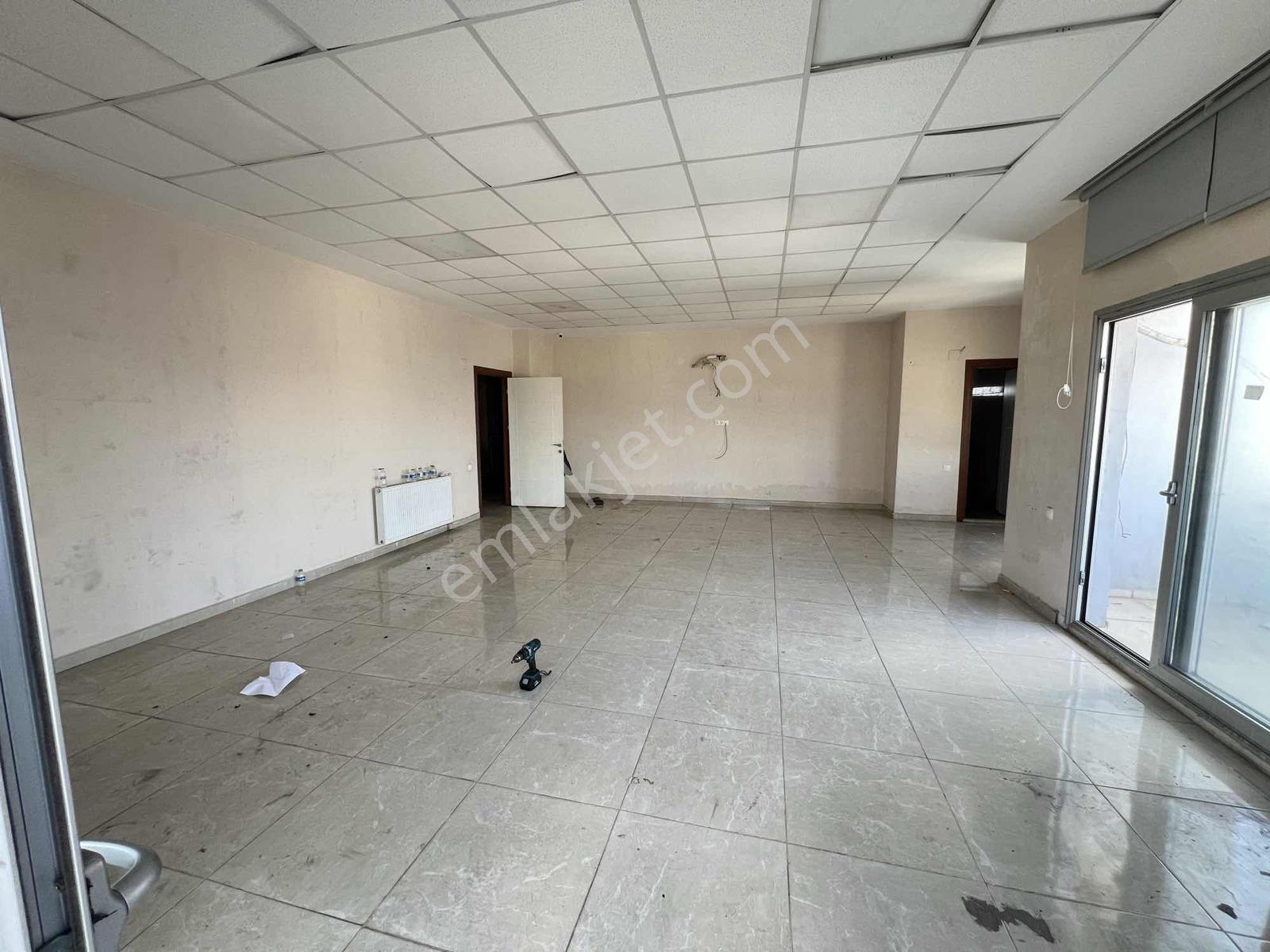 Zorlu'dan Metalsanayi'de 170 M2 İş Merkezi İçerisinde Ofis - Görsel 13
