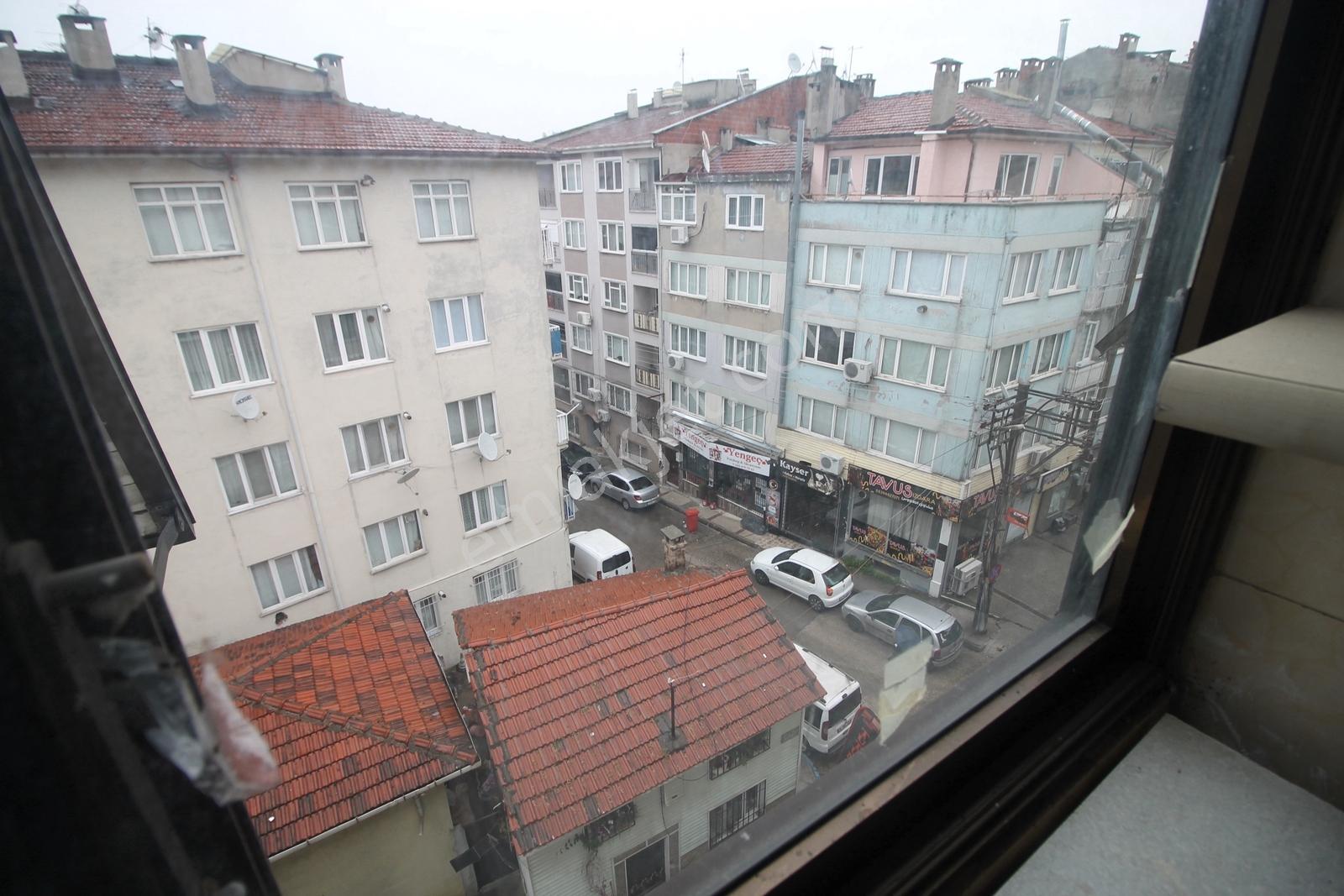 Altıparmak'ta Cadde Üstü Geniş 3+1 Satılık - Görsel 15
