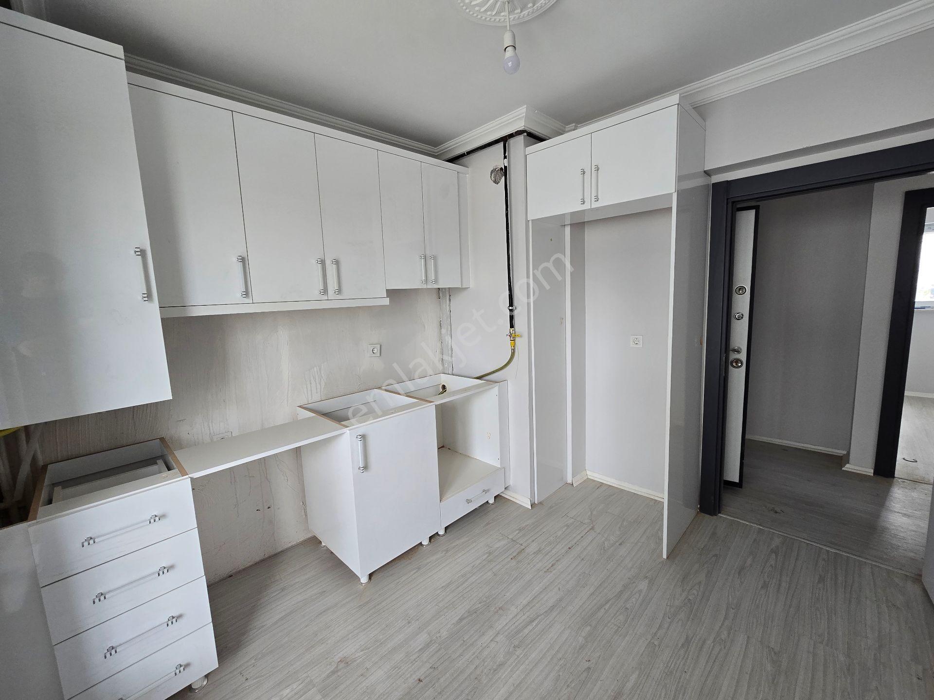 Sivas Merkez Tuzlugöl Mah. Satılık 2+1 Daire