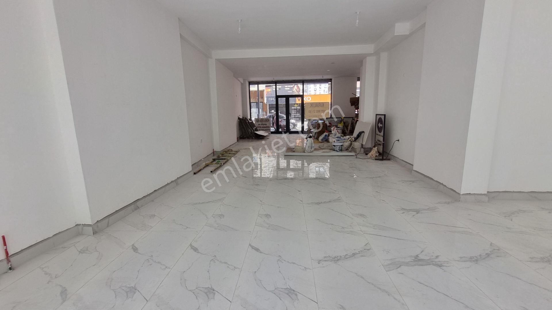 İnönü Caddesi Ve Acısu Parkına Cepheli Sıfır Kiralık Dükkan - Görsel 8