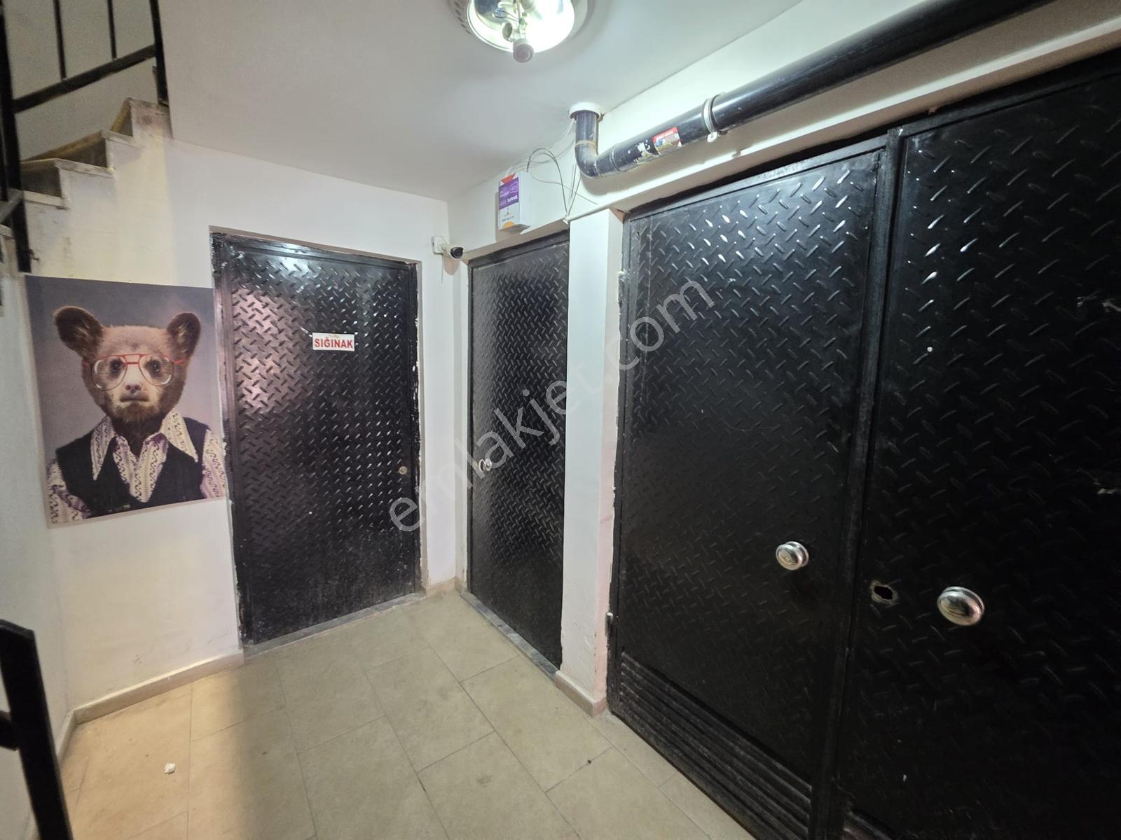 Şirintepe Örme Sokak'ta Bakımlı Satılık 2+0 Satılık Daire - Görsel 32