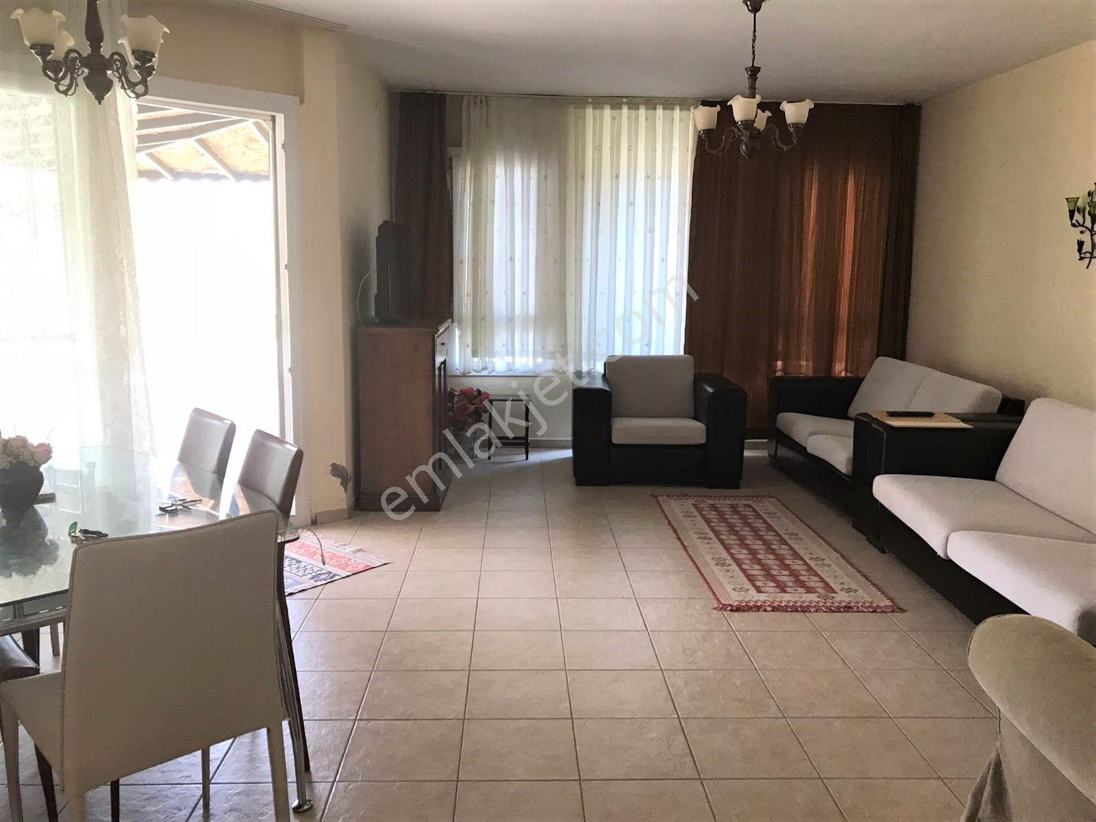 Kuşadası Avm Ye Denize 150 Mt 4+1 Trıpleks Kiralık Villa - Görsel 15