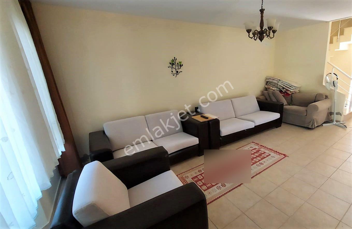 Kuşadası Avm Ye Denize 150 Mt 4+1 Trıpleks Kiralık Villa - Görsel 16