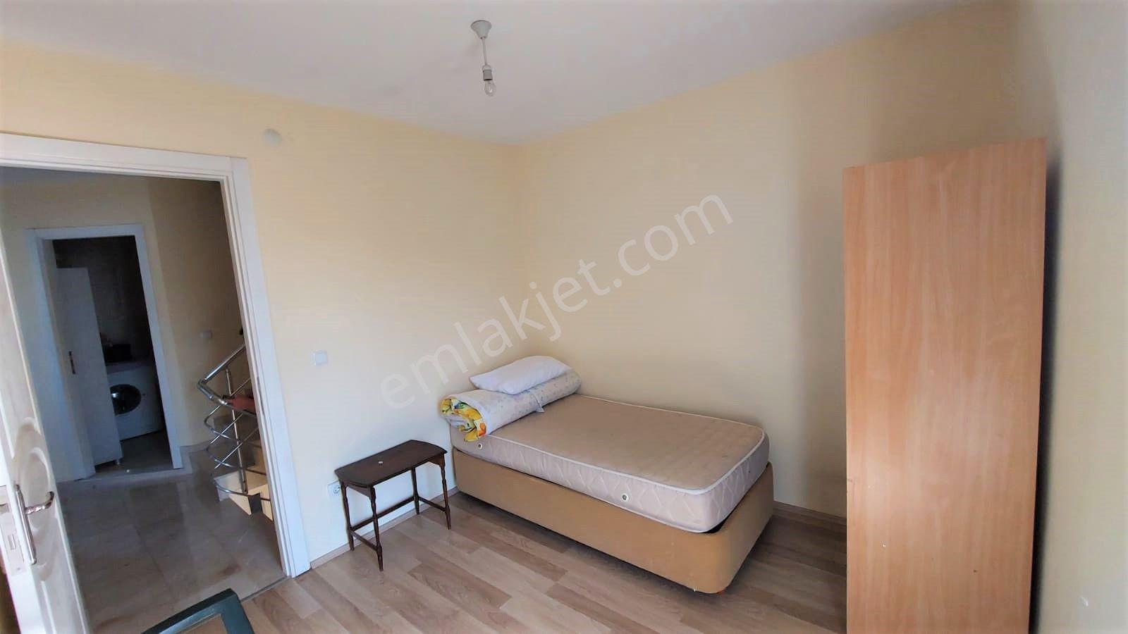 Kuşadası Avm Ye Denize 150 Mt 4+1 Trıpleks Kiralık Villa - Görsel 22