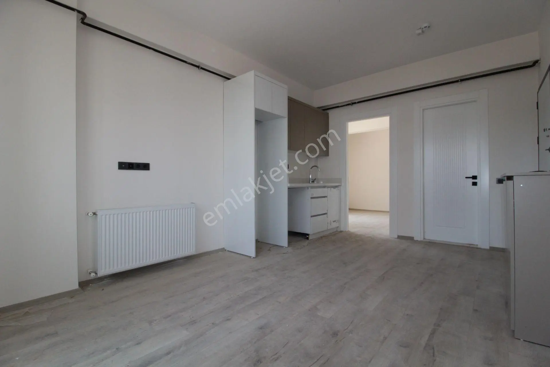 Aslan'dan Eski Mezitli De Site İçi Kiralık 1+1 Daire - Görsel 2