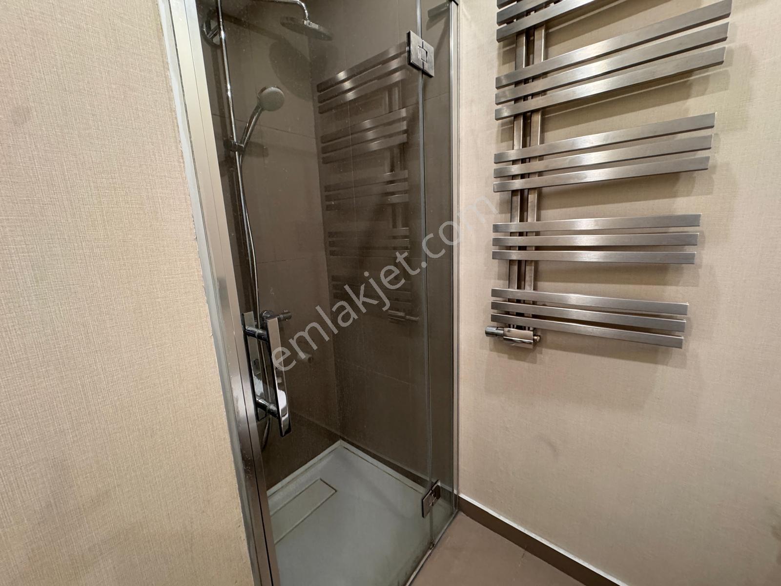 Metropol İstanbul A Kulede 1+0 Eşyalı Kiralık Boş Stüdyo - Görsel 30