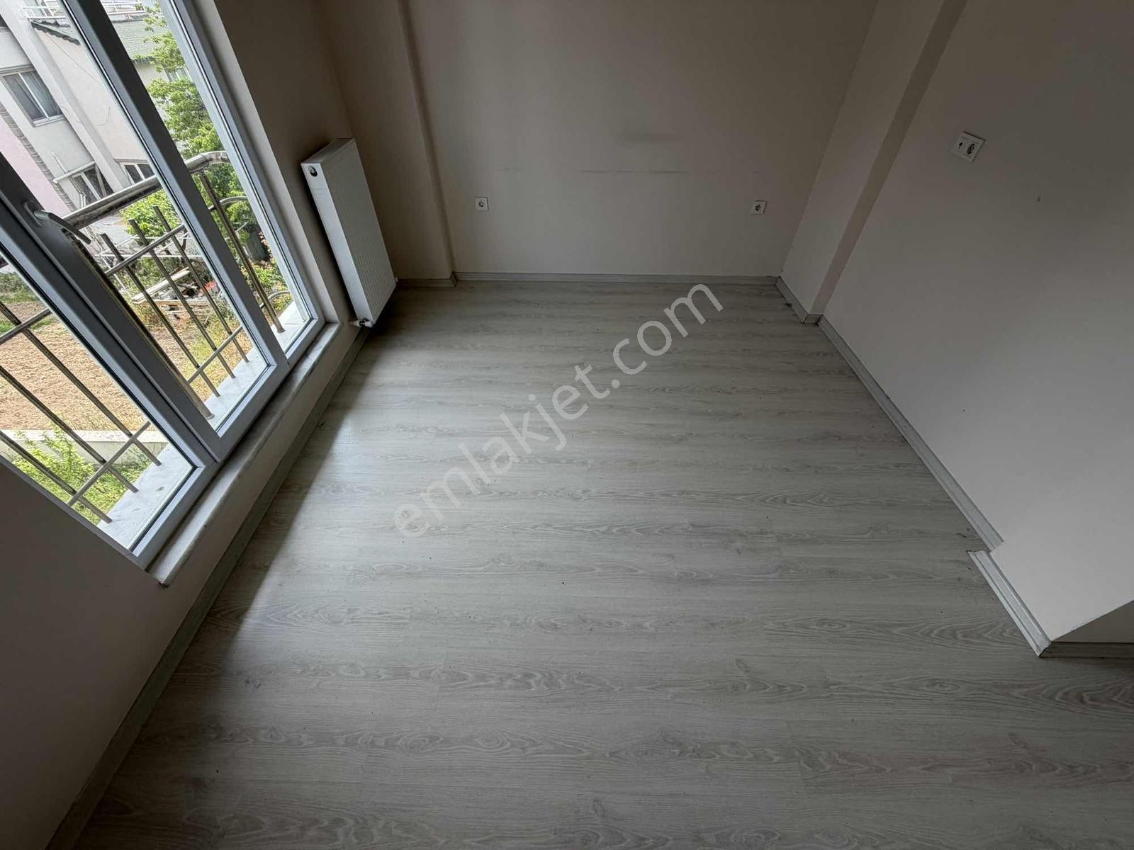 Onmax Bahçelievlerde Satılık 4+1 200 M2 Doğalgazlı Dubleks Daire - Görsel 8
