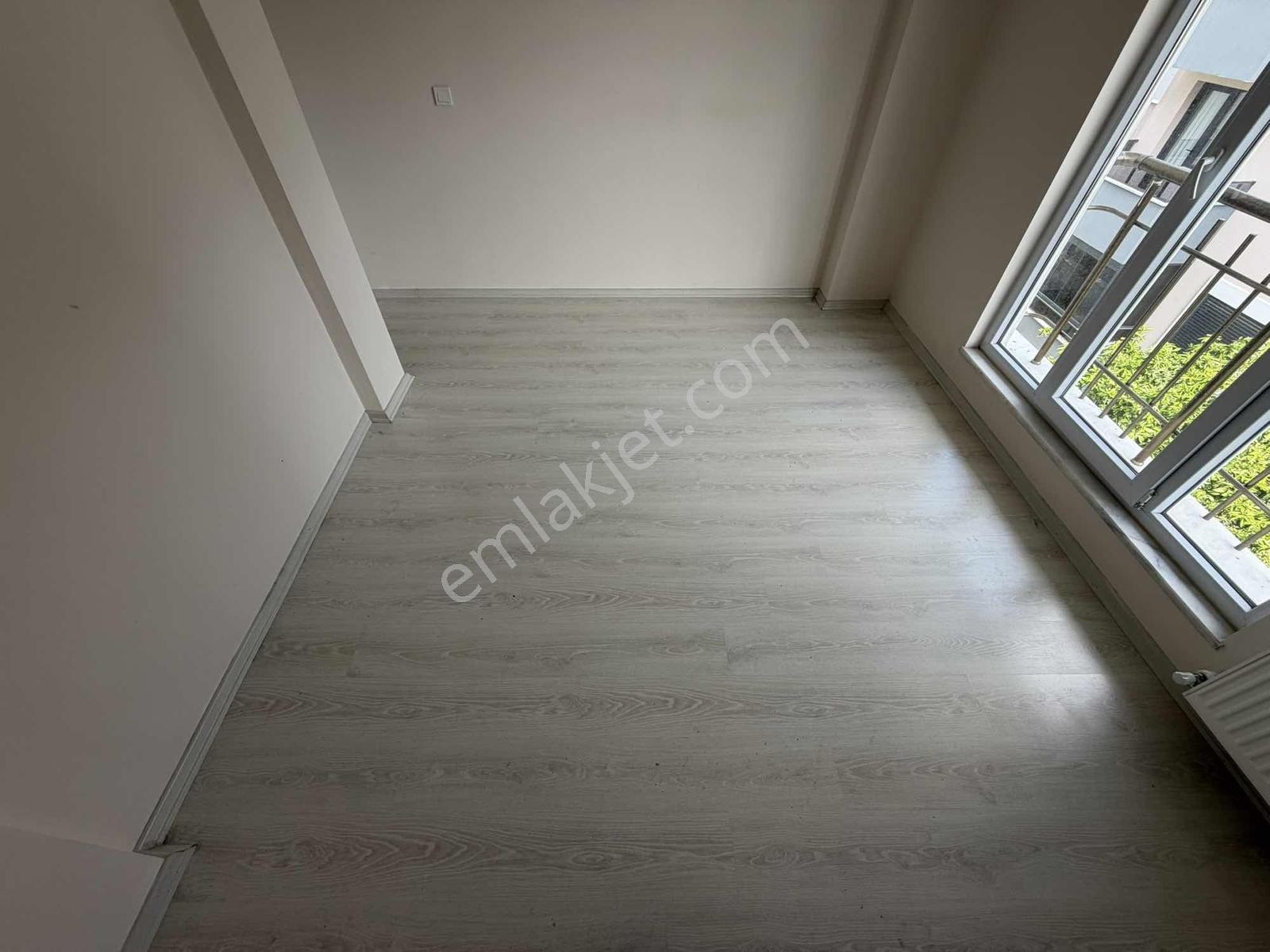 Onmax Bahçelievlerde Satılık 4+1 200 M2 Doğalgazlı Dubleks Daire - Görsel 28
