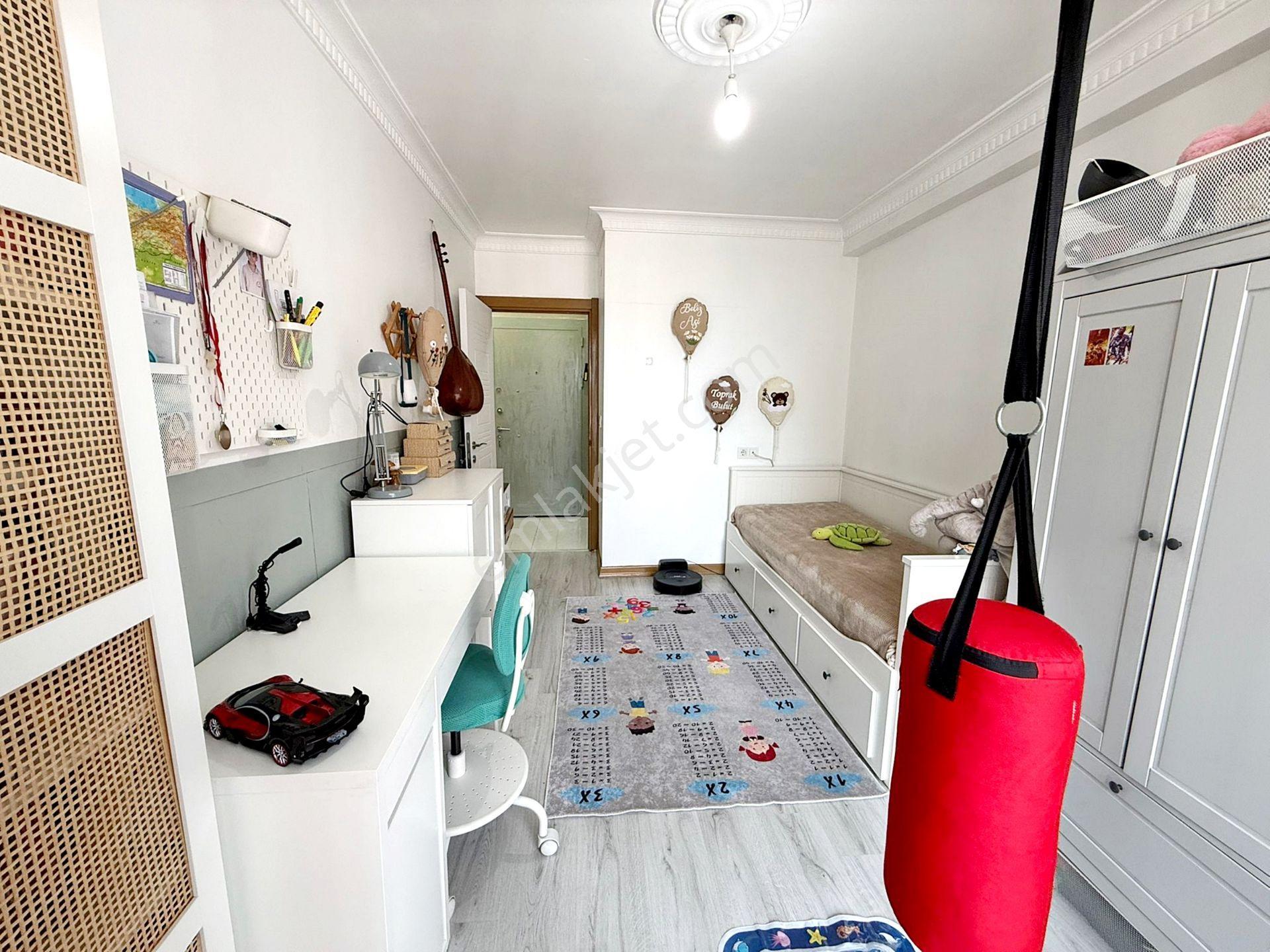 Alban'dan Belediye'ye 6 Dk Yeni Bina Satılık 95m² 2+1 Ara Kat !! - Görsel 9