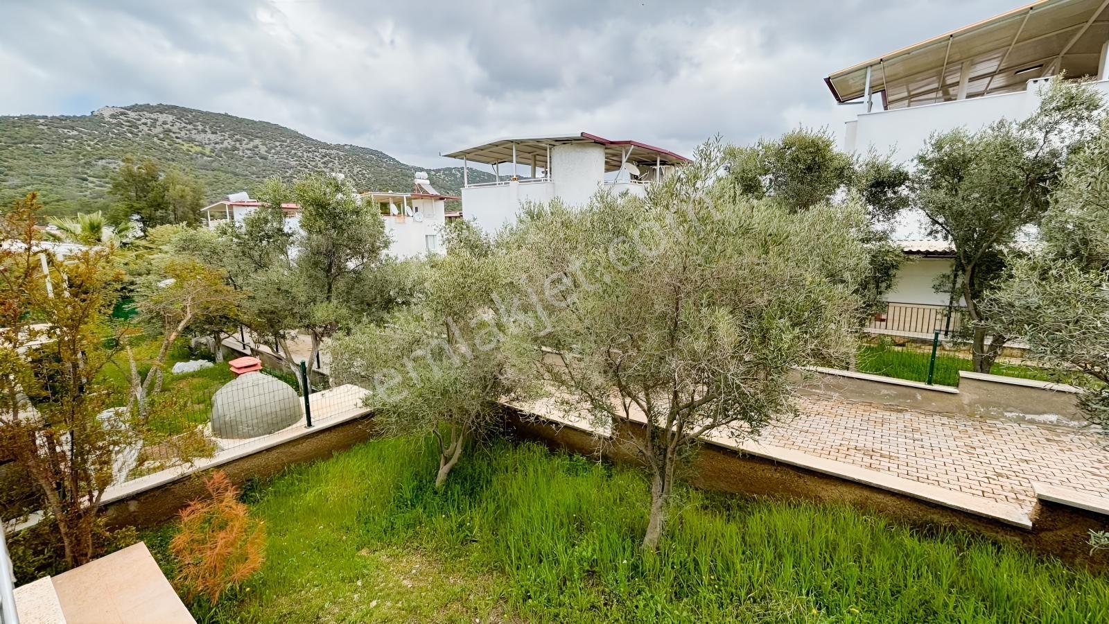 Bozbük Gündenkum Sitesinde Geniş Bahçeli Yazlık Villa - Görsel 25