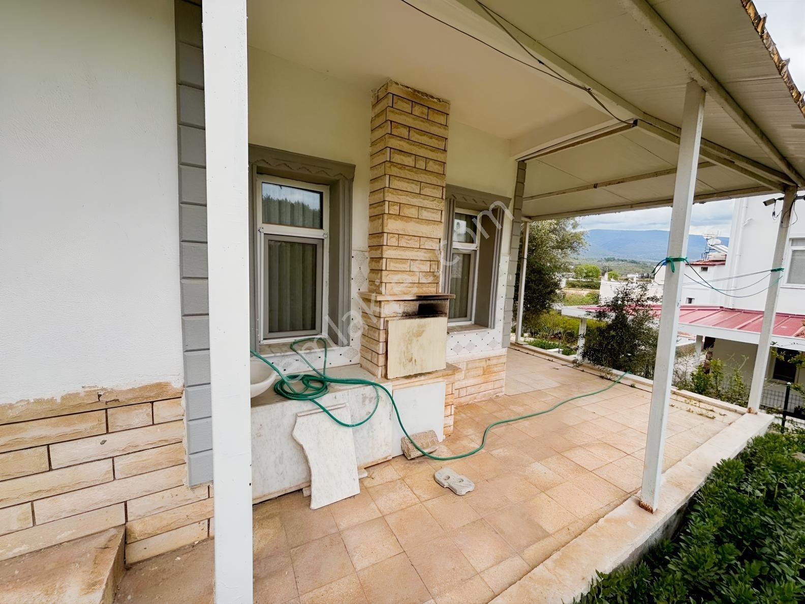 Kazıklı Koyunda Denize 150 Metre Deniz Manzaralı Yazlık Villa - Görsel 23