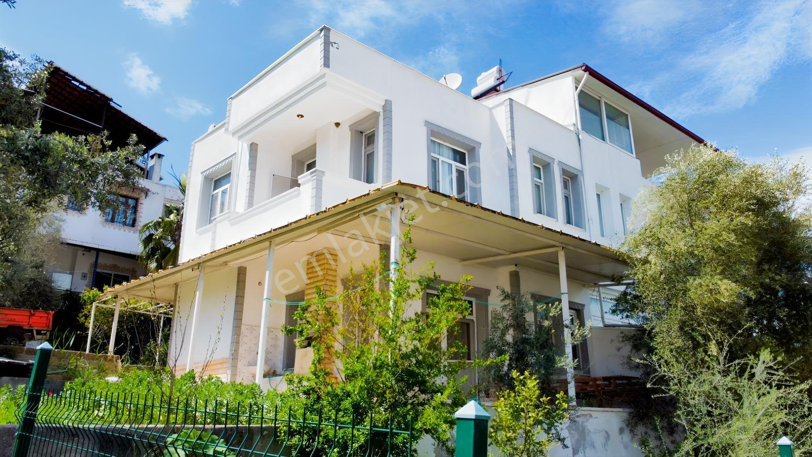 Kazıklı Koyunda Denize 150 Metre Deniz Manzaralı Yazlık Villa - Görsel 27