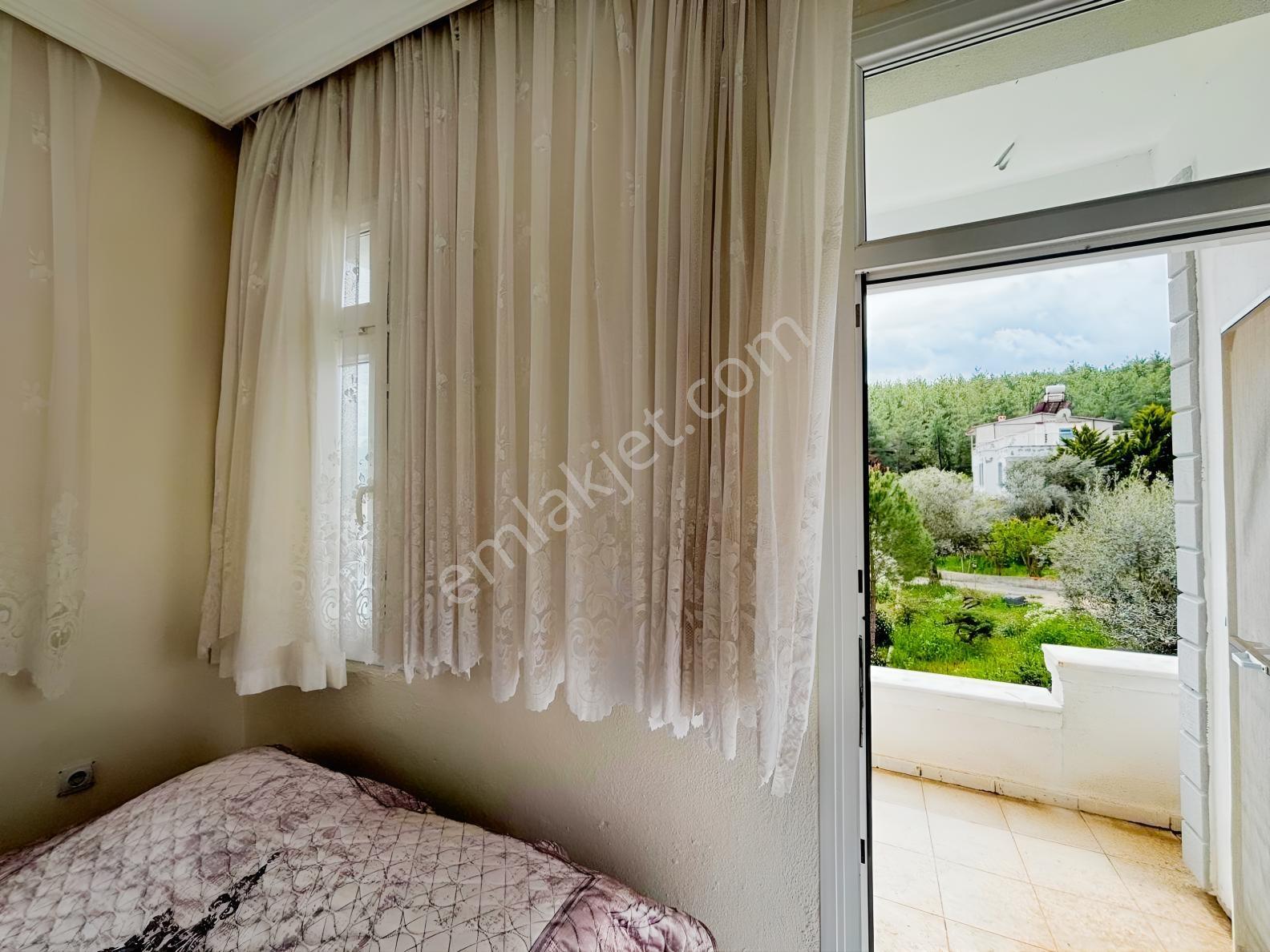 Kazıklı Koyunda Denize 150 Metre Deniz Manzaralı Yazlık Villa - Görsel 10