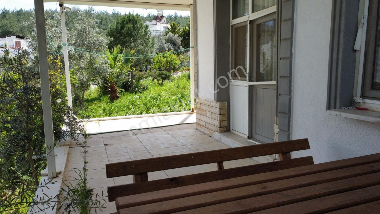 Kazıklı Koyunda Denize 150 Metre Deniz Manzaralı Yazlık Villa - Görsel 32