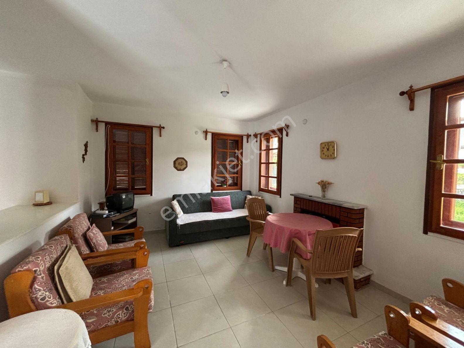 Denize Sıfır Özel Plajlı Sitede - Plaja Ve Havuza Yakın Villa - Görsel 18