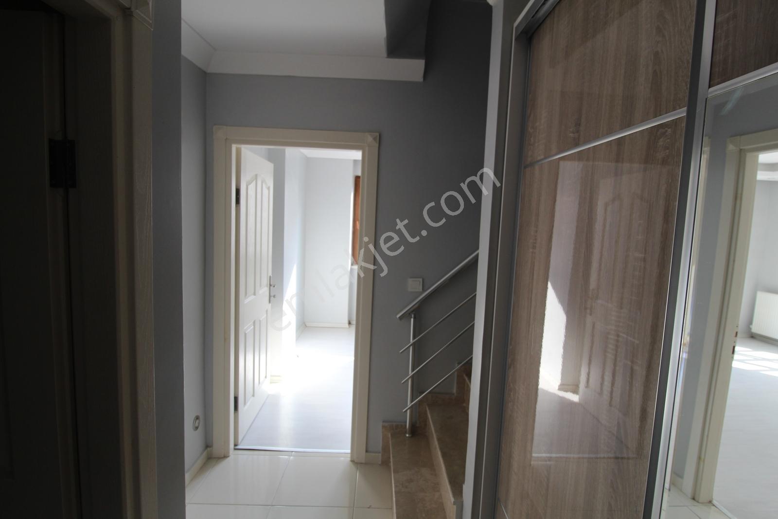 Startkey Yönden Gop Mh Hastane Yakını Asansörlü 3+1 Daire - Görsel 2